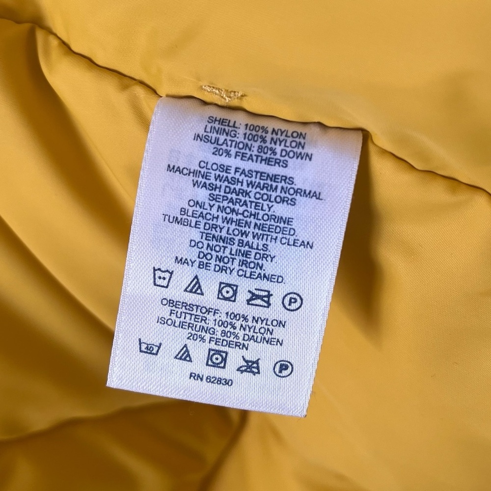 Vintage Lands’ End down button up puffer vest yellow nylon S - Picture 13 of 13